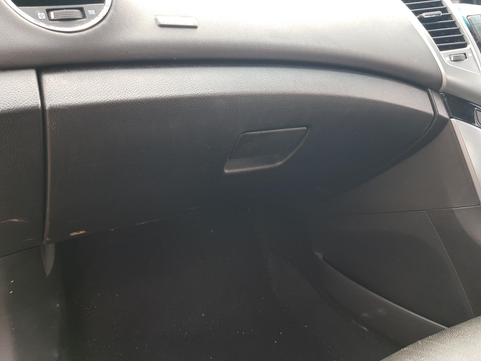 Holden Cruze - 2009-Present