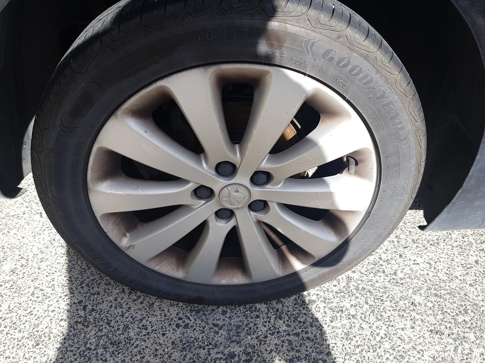 Holden Cruze - 2009-Present