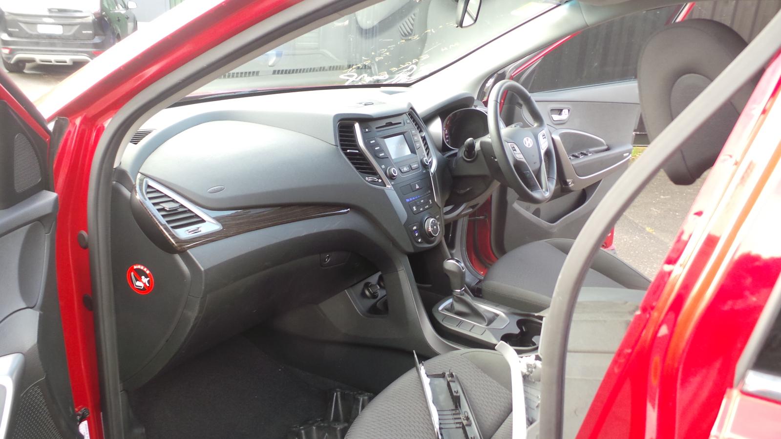 Hyundai Santa Fe - 2013-Present