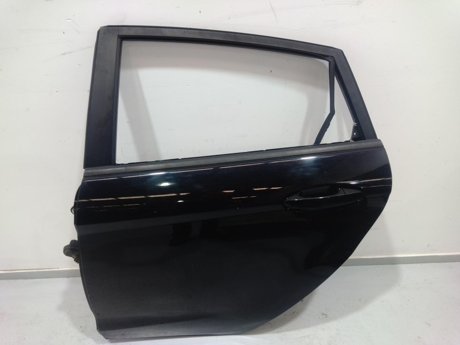 Left_Rear_Door_Sliding