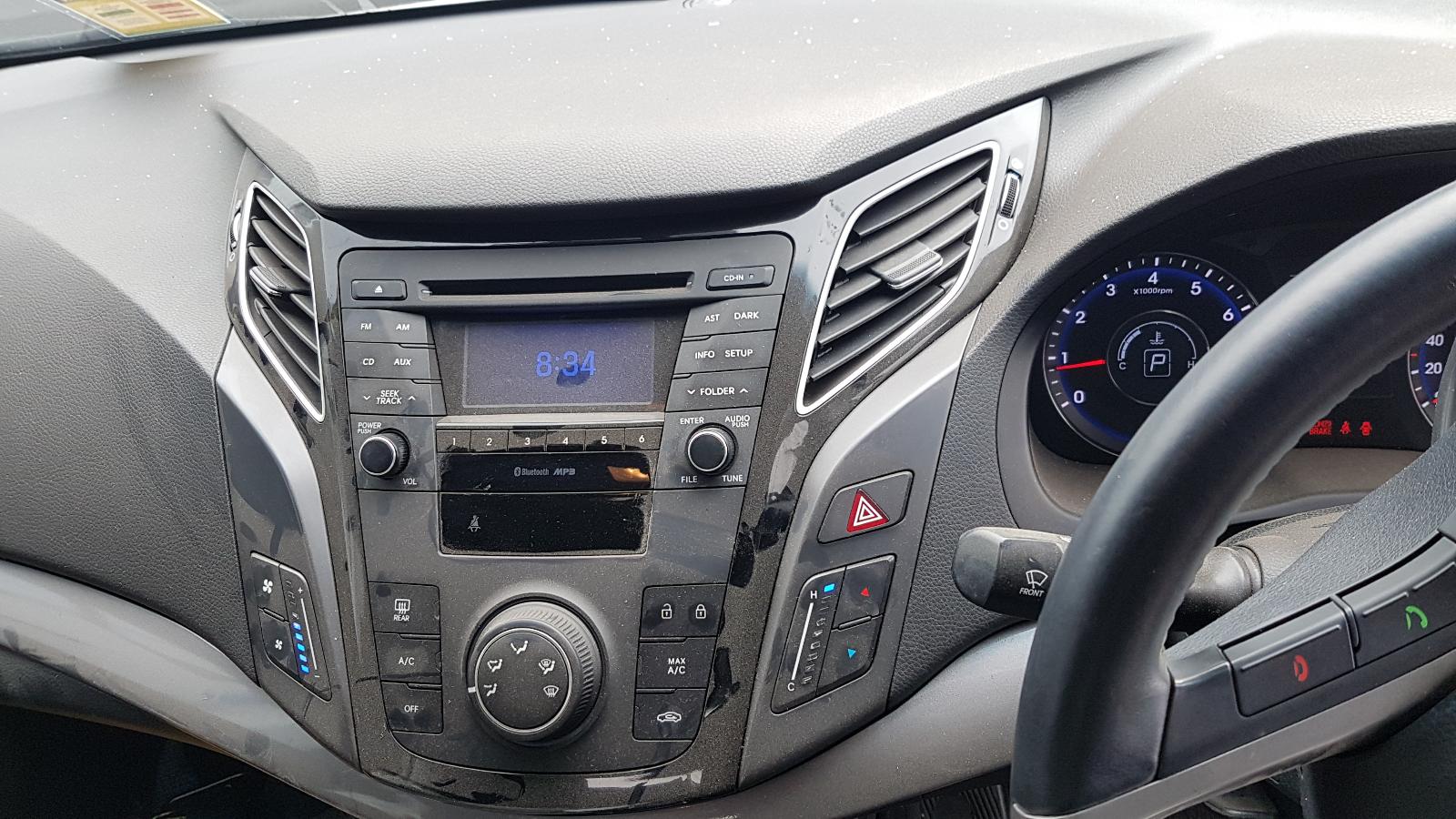 Hyundai i45 - 2010-2013