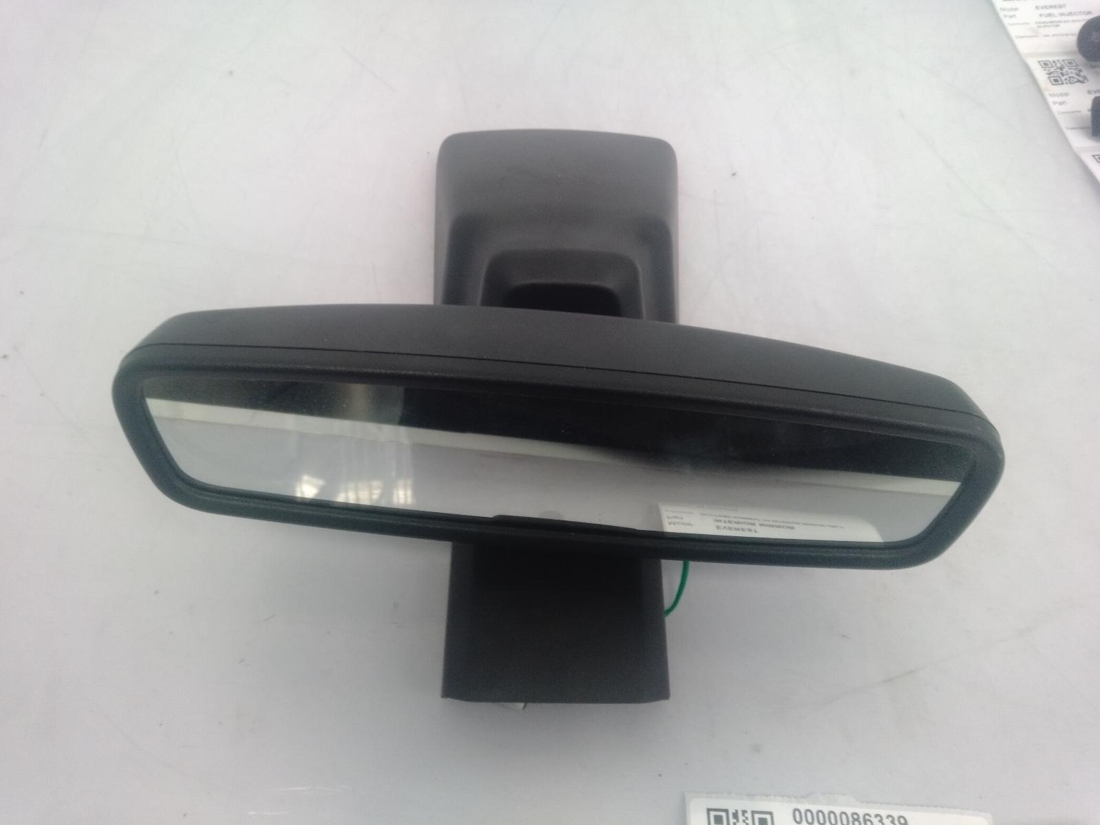 Interior_Mirror