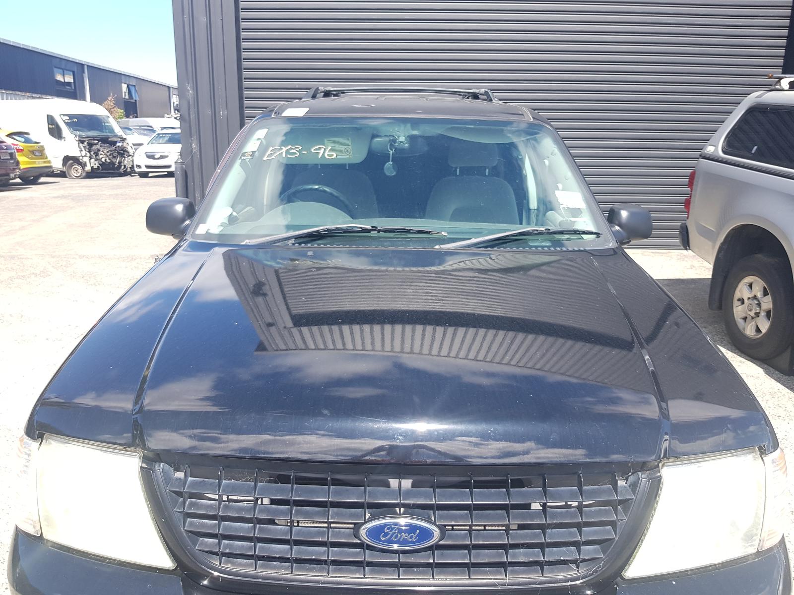 Ford Explorer - UT 2001-2005