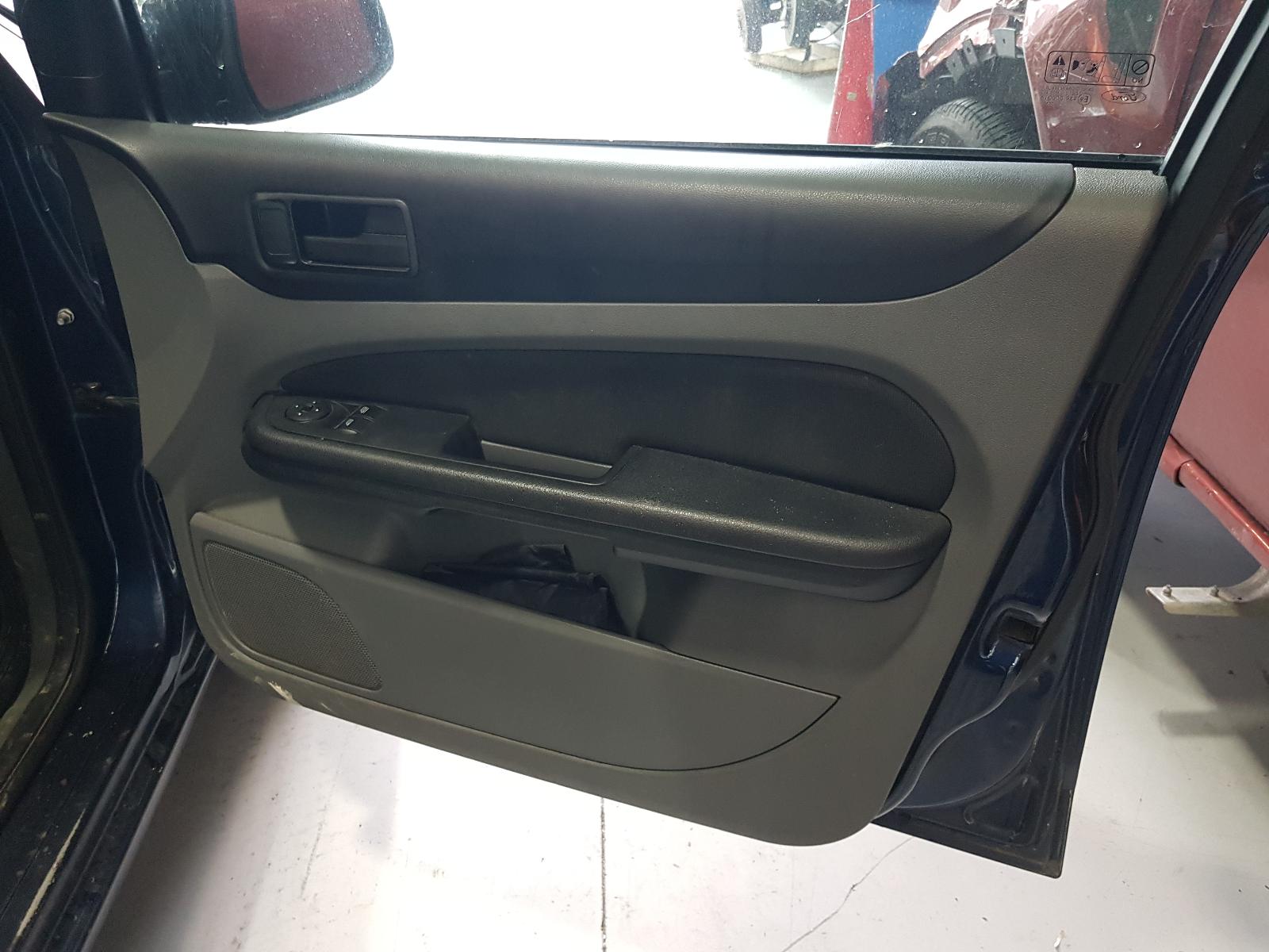 Ford Focus - LT-LV 2008-2011