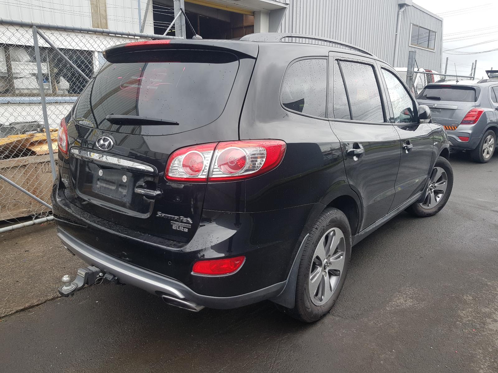 Hyundai Santa Fe - 2006-2012