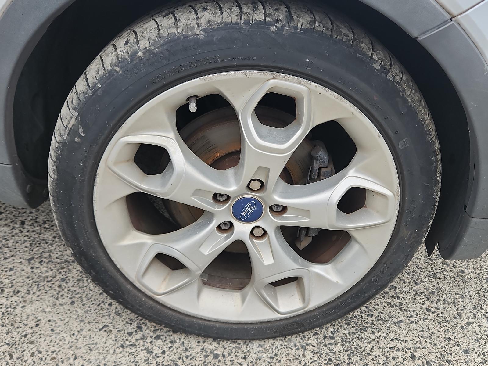 Ford Kuga - TE 2012-2013