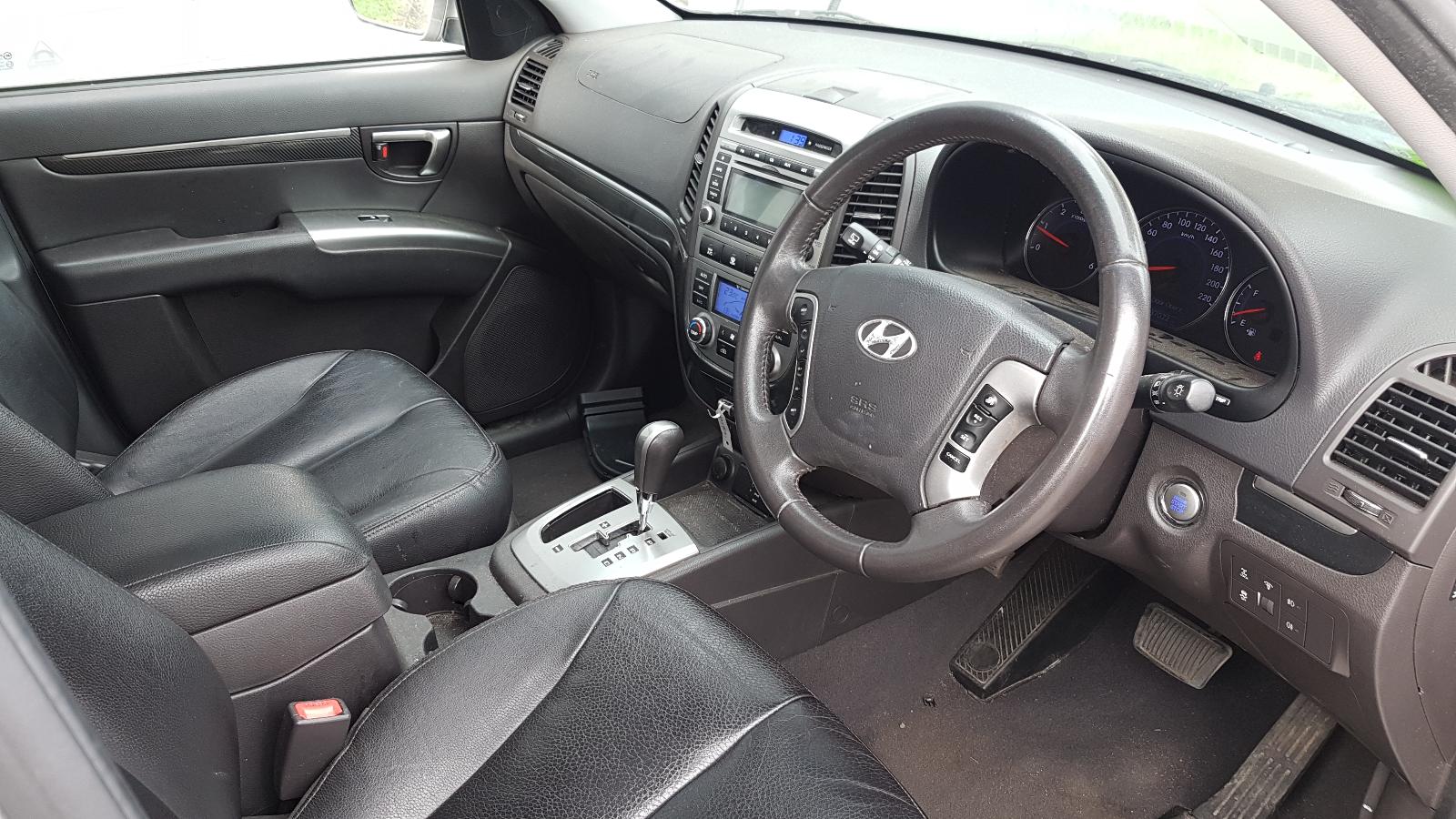 Hyundai Santa Fe - 2006-2012