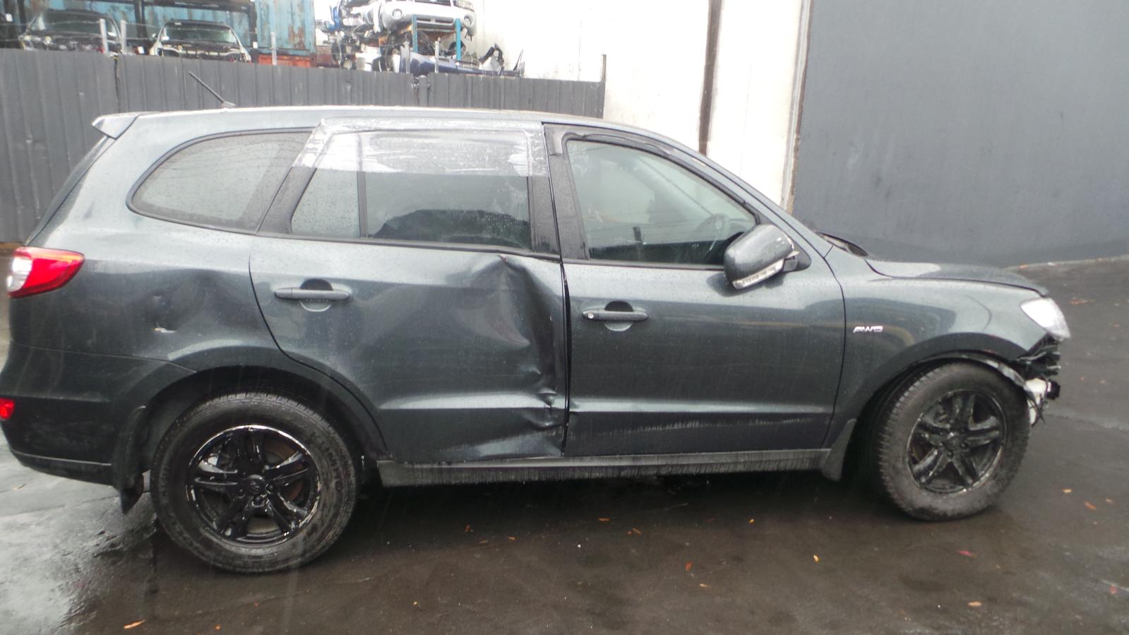 Hyundai Santa Fe - 2006-2012