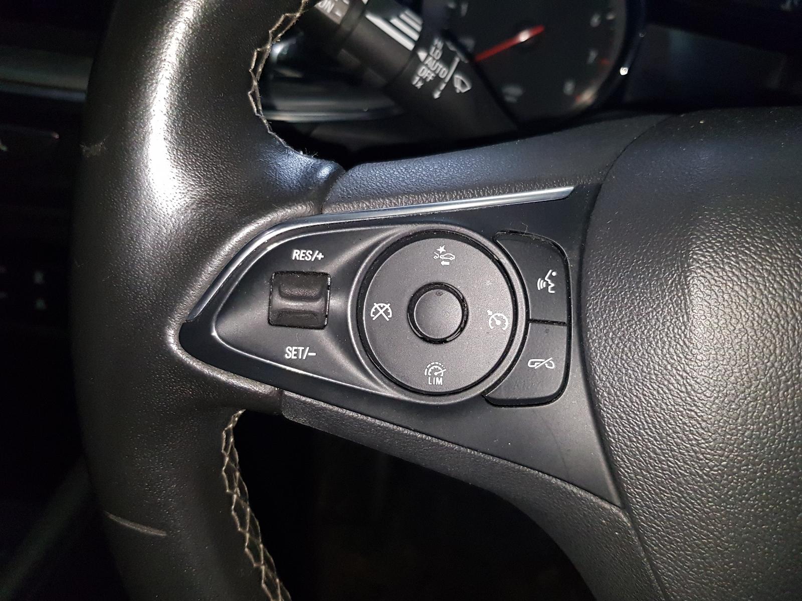 Holden Commodore - Other