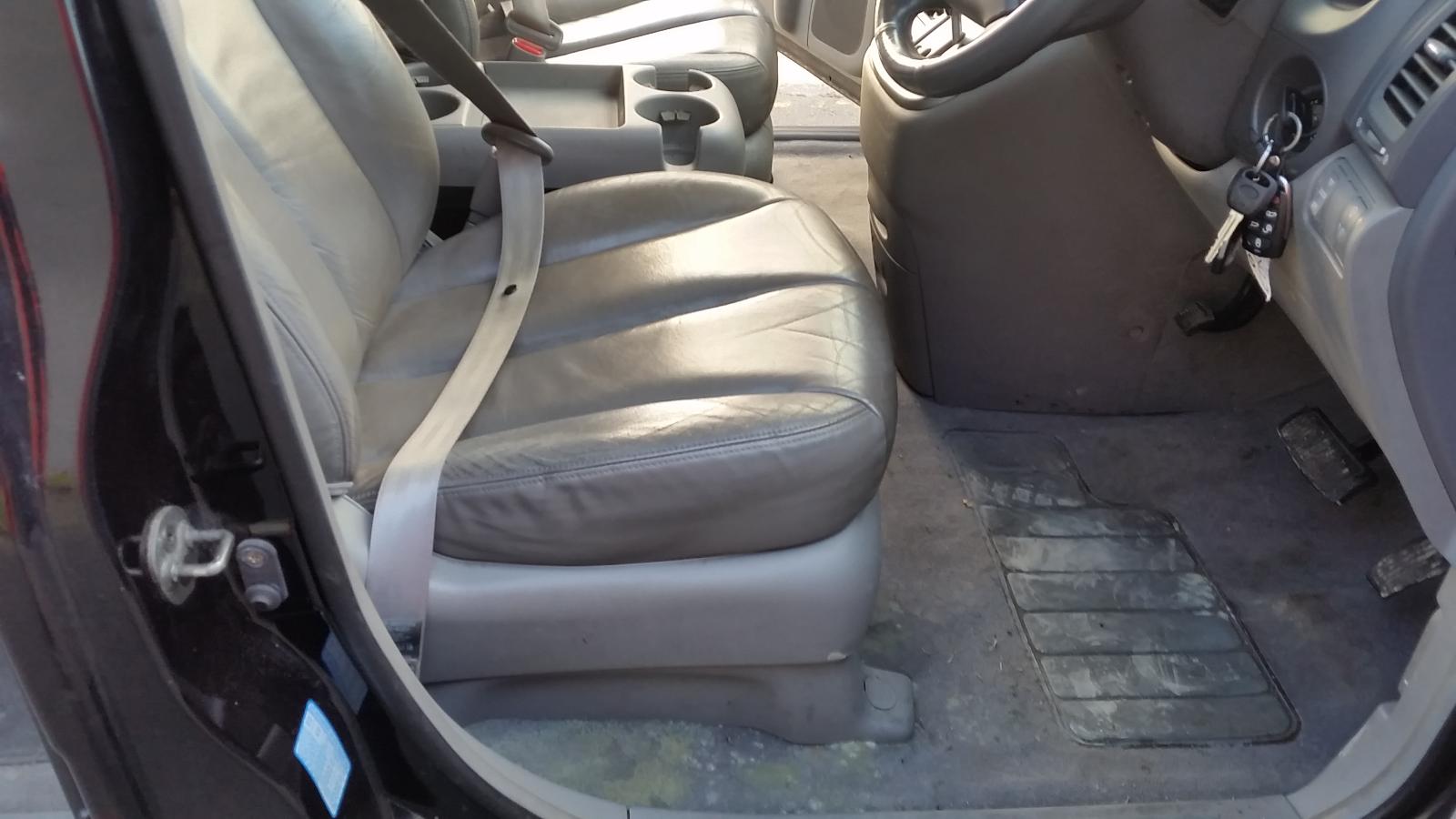 KIA Carnival - 2nd Gen 2006-2014