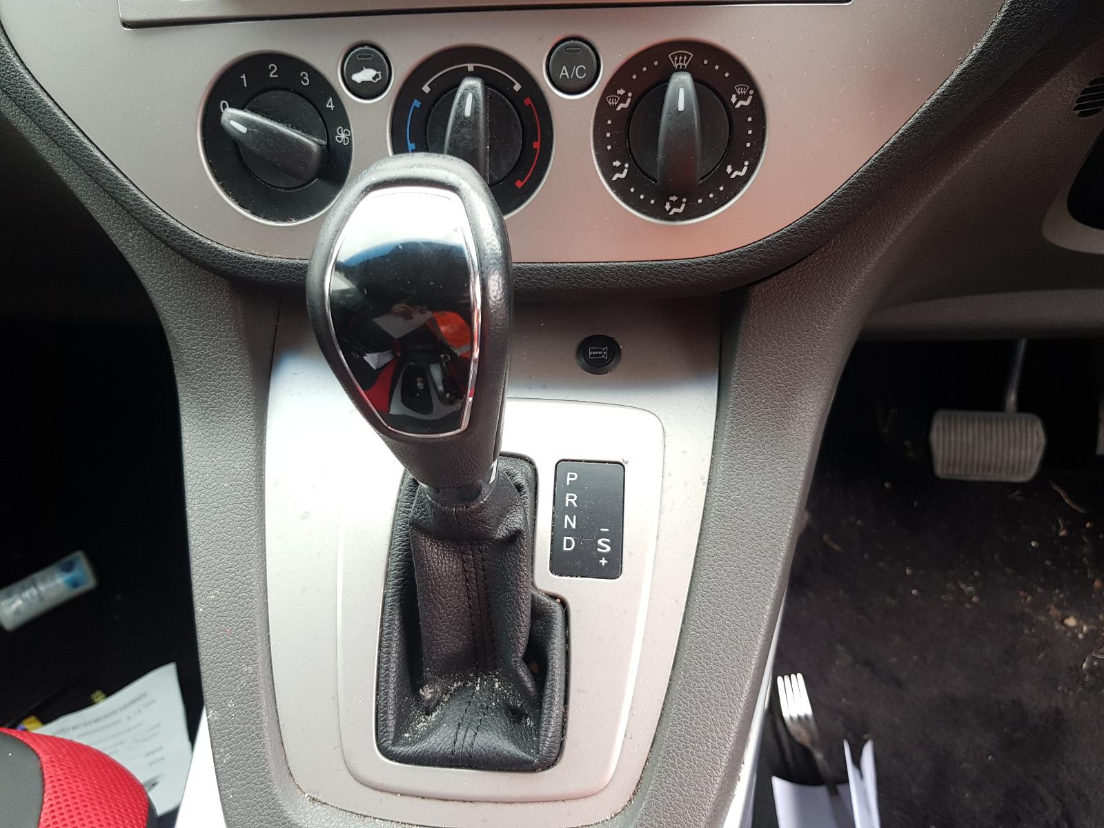 Ford Kuga - TE 2012-2013