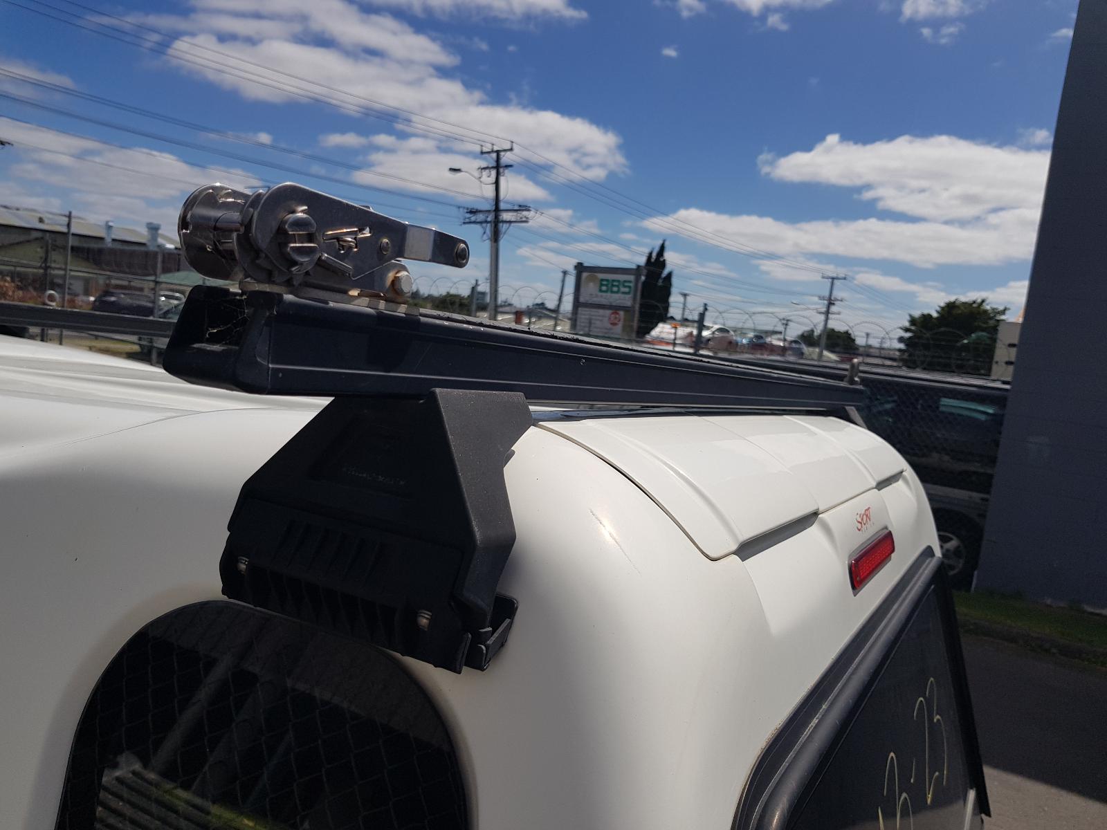 Ford Courier - UT 2005-2006