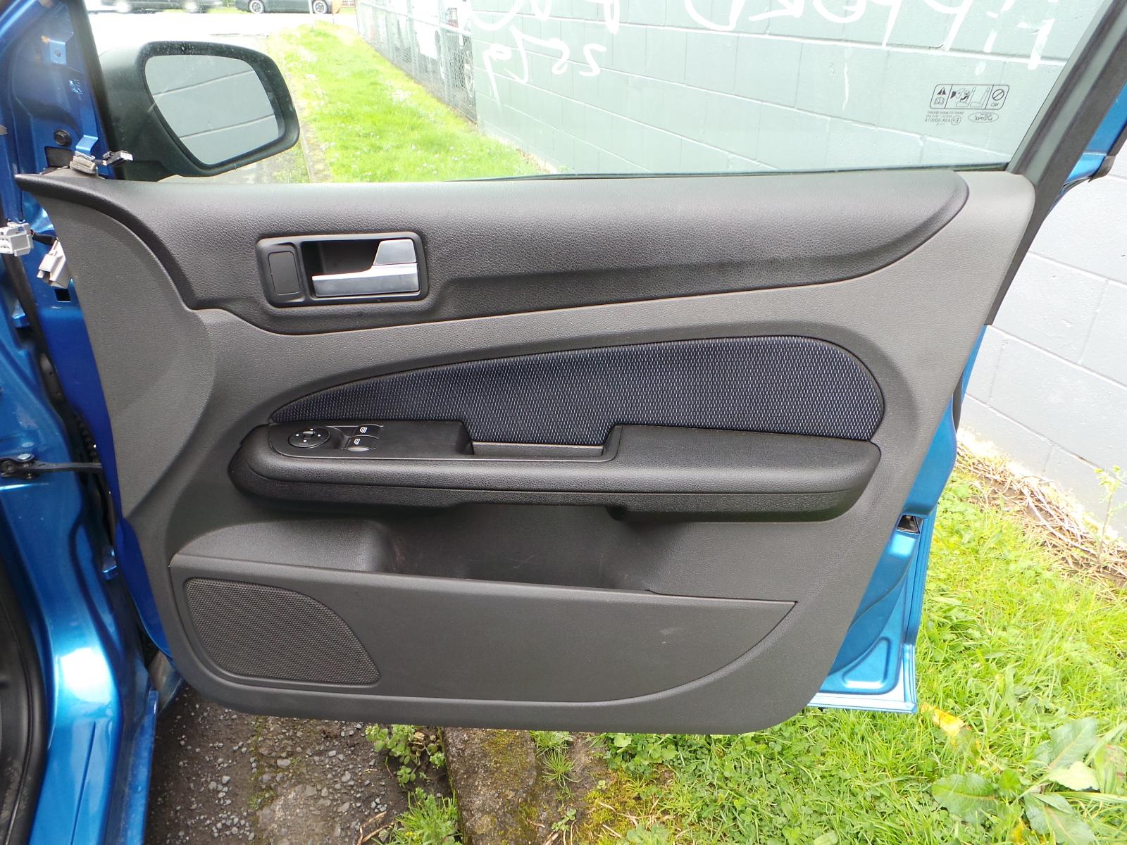 Ford Focus - LS 2005-2007