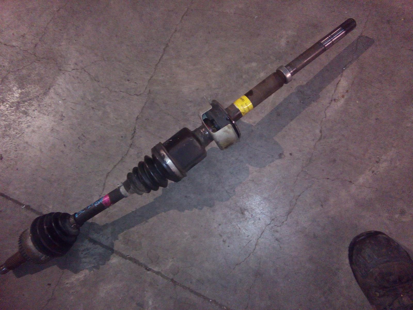 PartsWorld Drive Shaft parts for Ford Escape LF 2007Present series