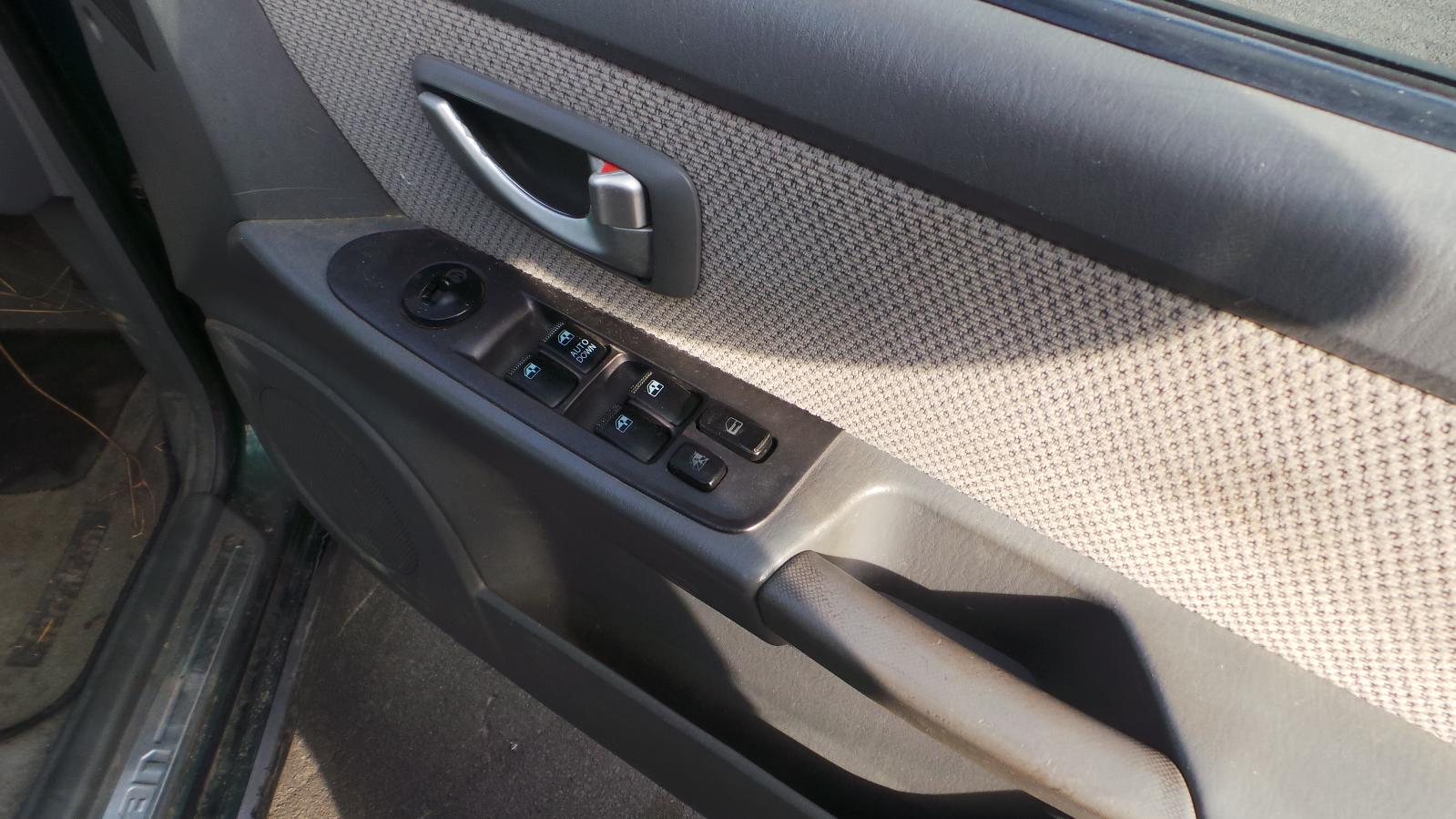 Hyundai Terracan - NM81 2001-2007