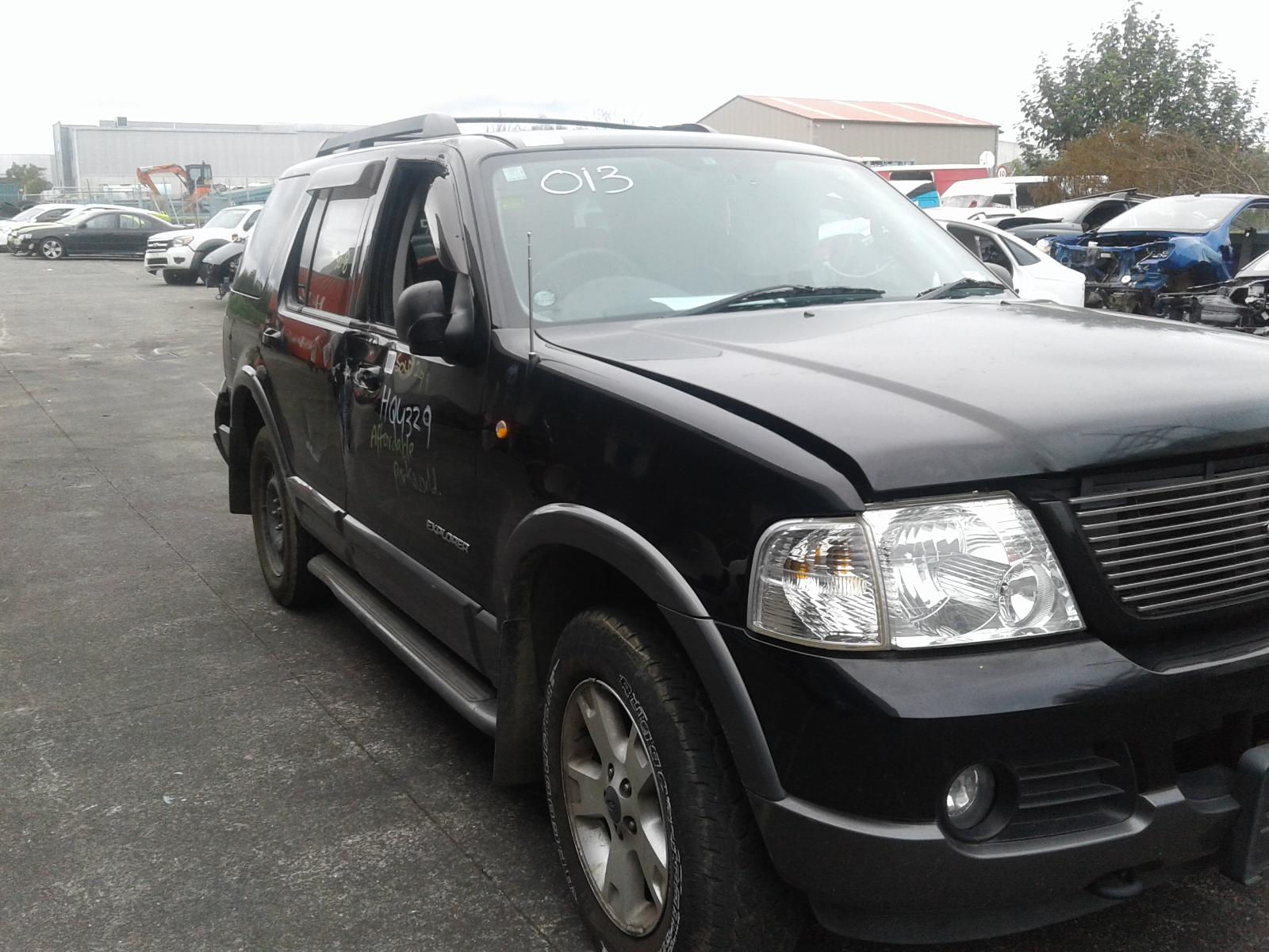 Ford Explorer - UT 2001-2005