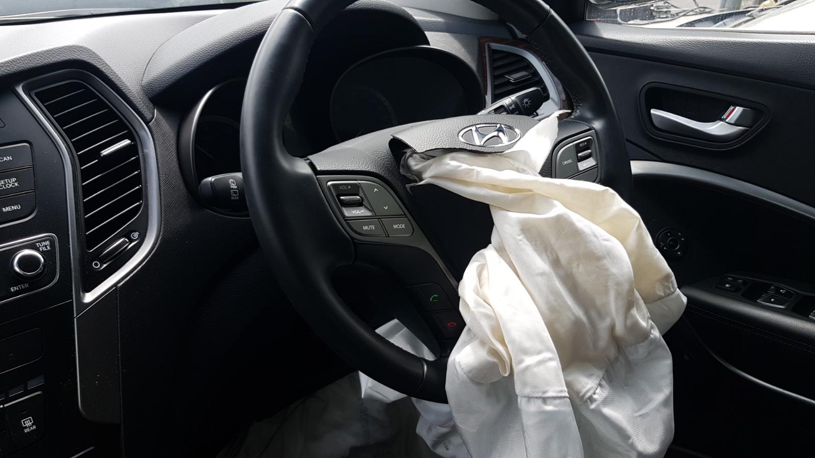 Hyundai Santa Fe - 2013-Present