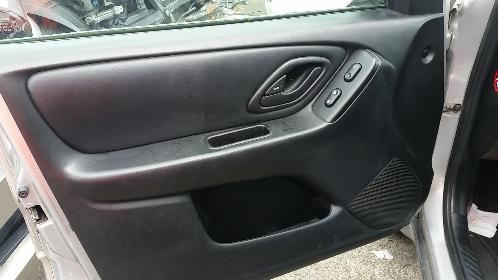 Ford Escape - EP 2001-2003