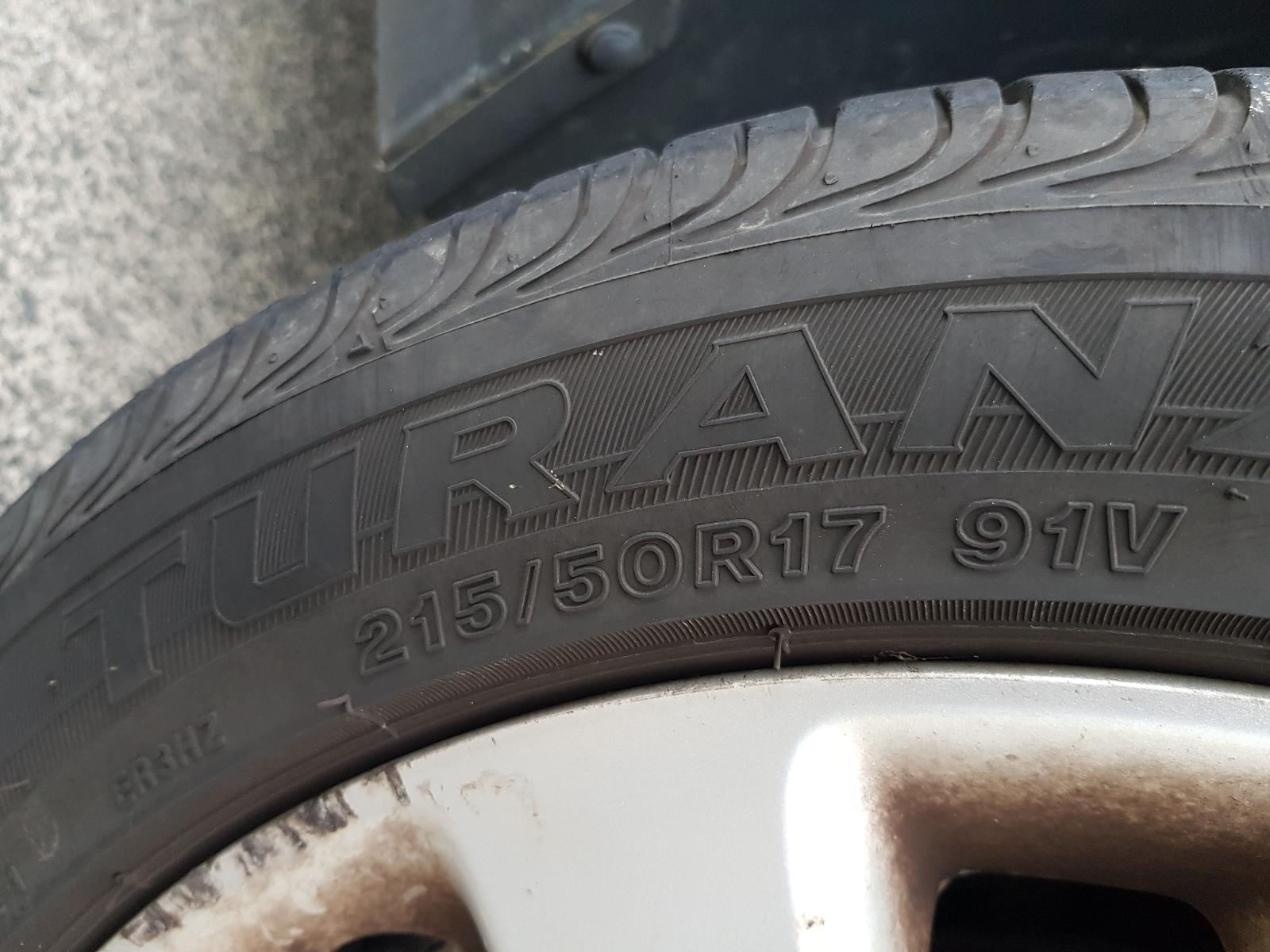 Holden Cruze - 2009-Present