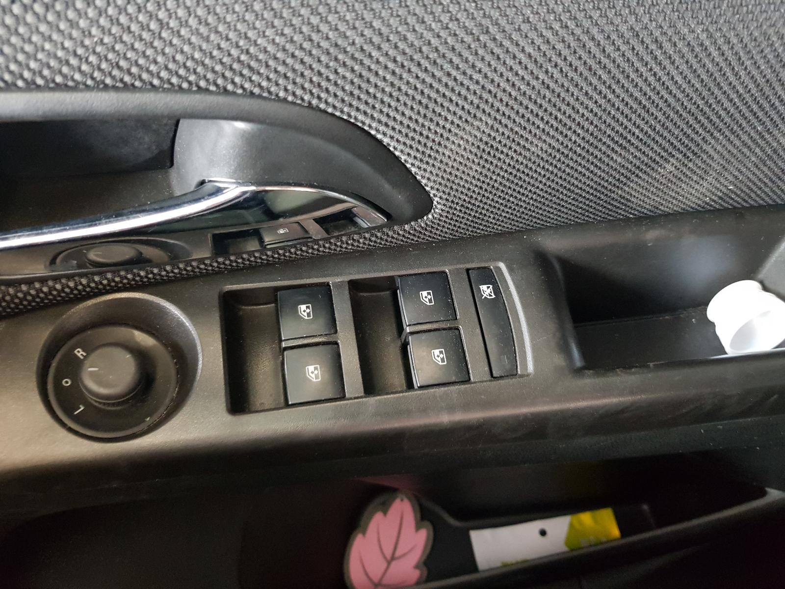 Holden Cruze - 2009-Present