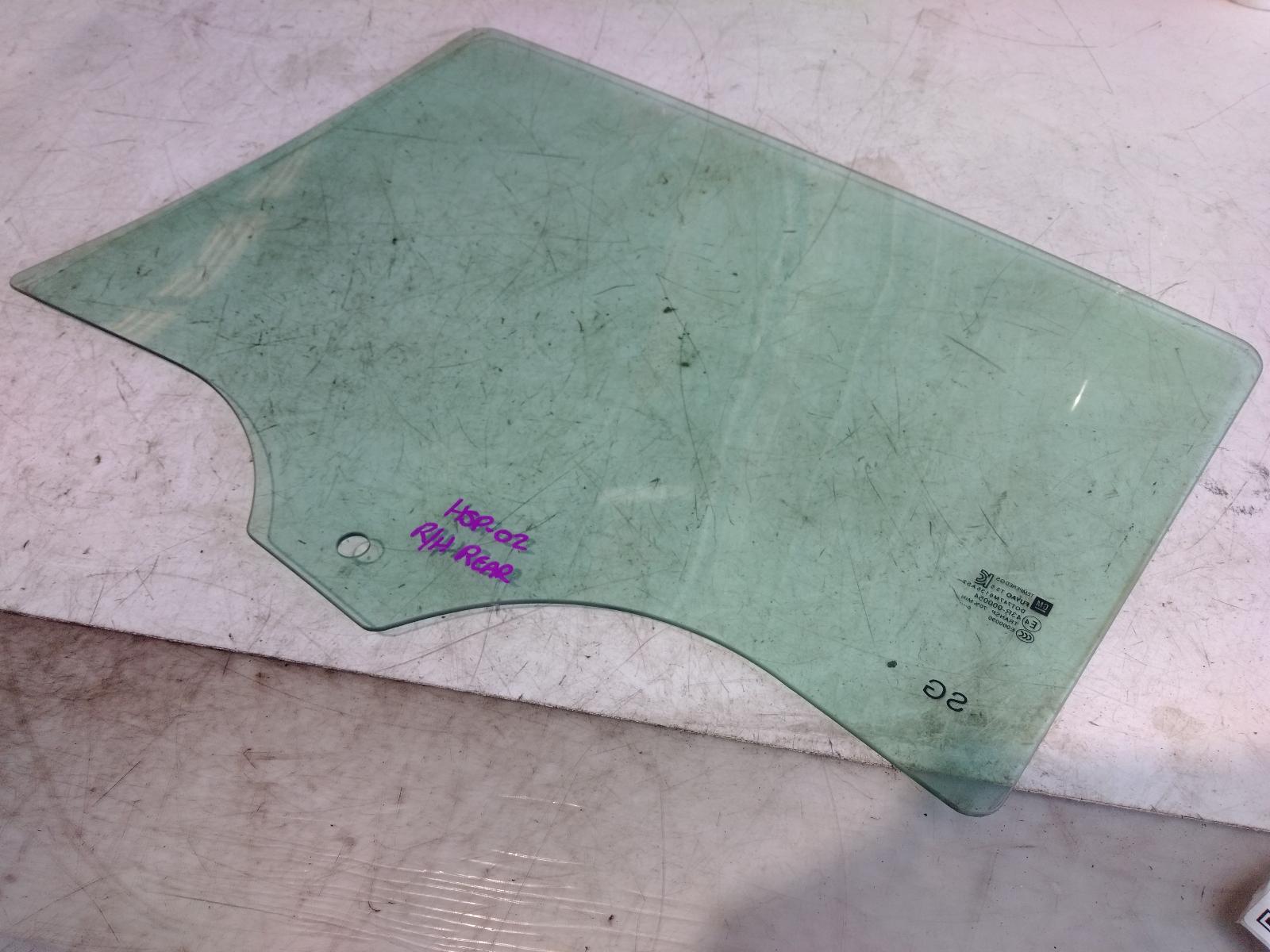 Right_Rear_Door_Window