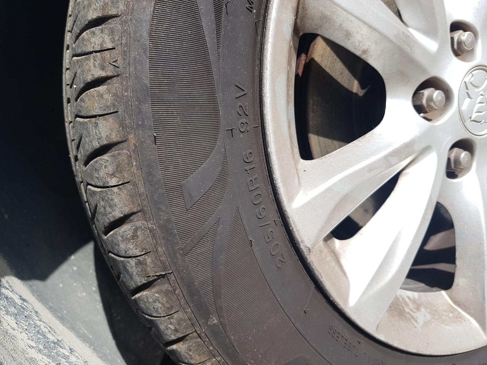 Holden Cruze - 2009-Present