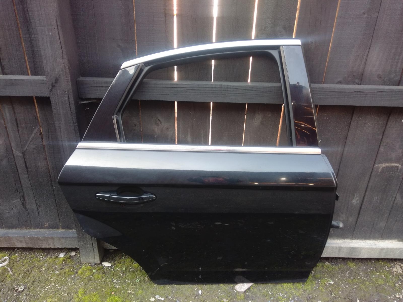 Right_Rear_Door_Sliding