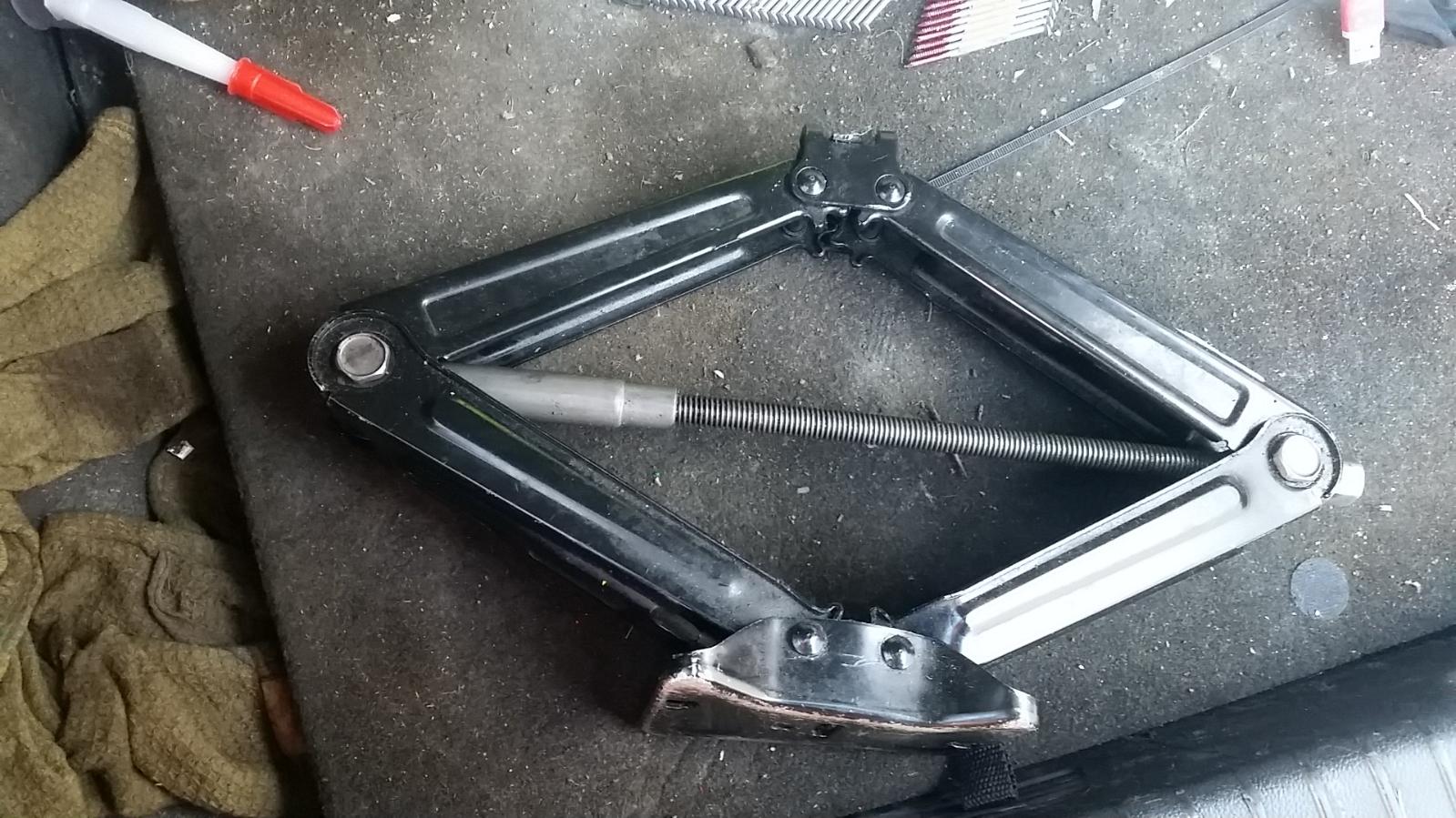 Holden Cruze - 2009-Present