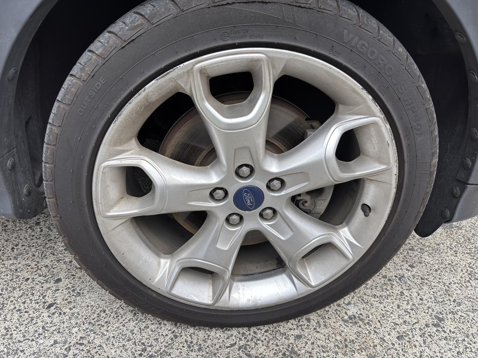 Ford Kuga - TF 2013-Present