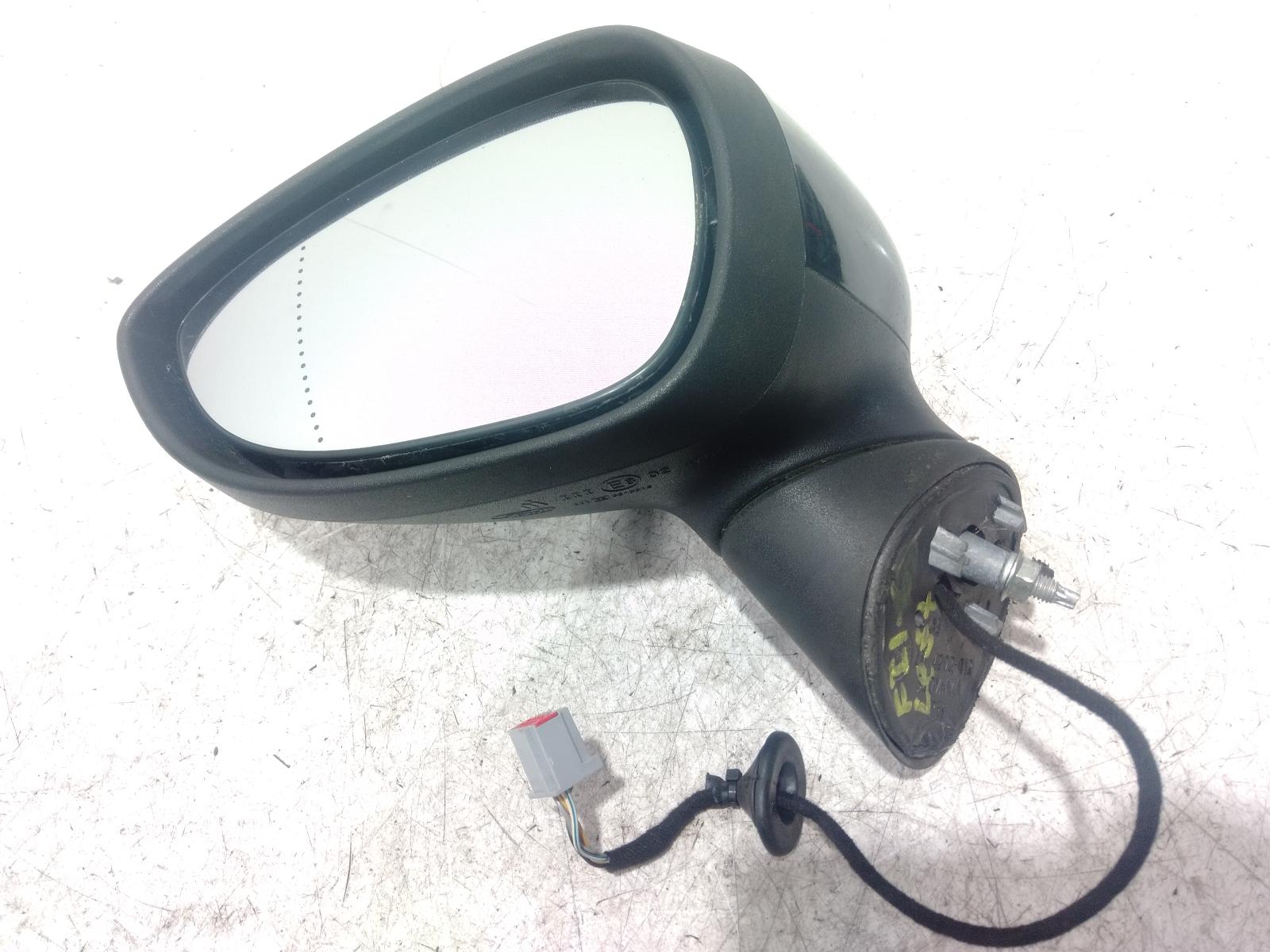 Left_Door_Mirror