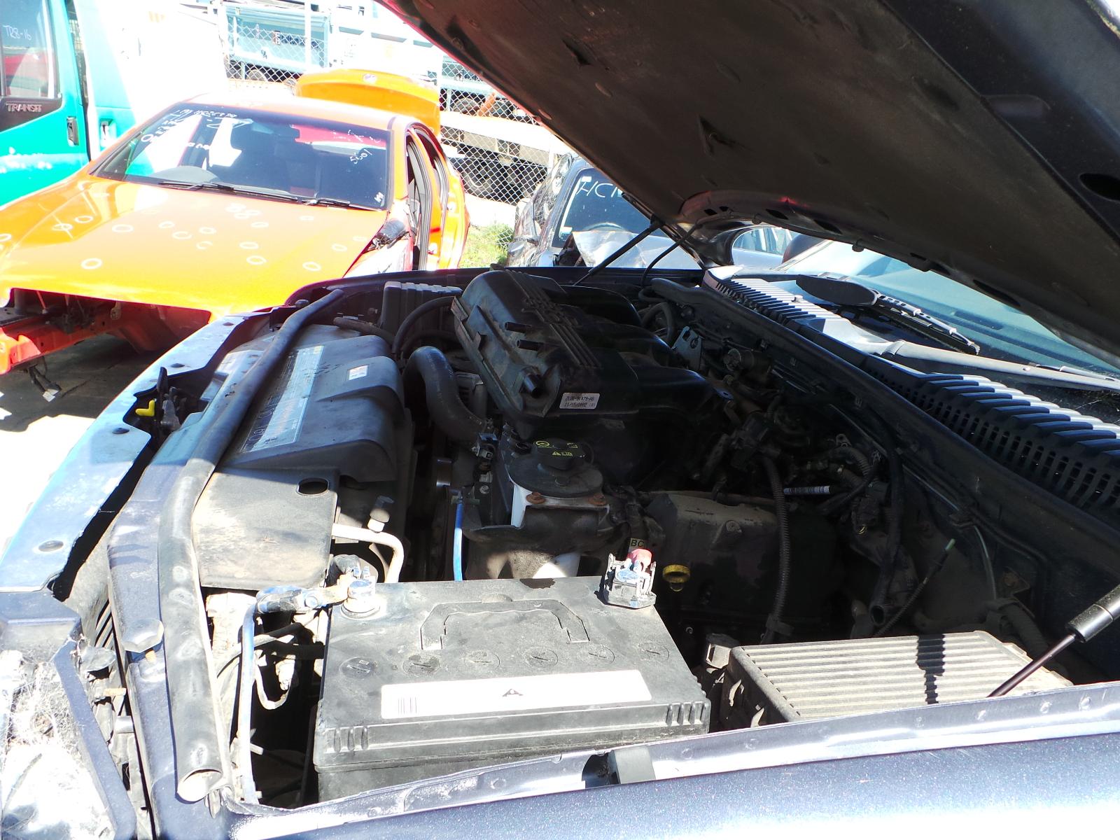 Ford Explorer - UT 2001-2005