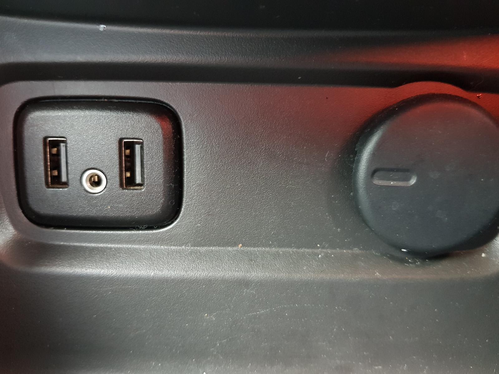 Holden Captiva - Captiva 7 2011-Present