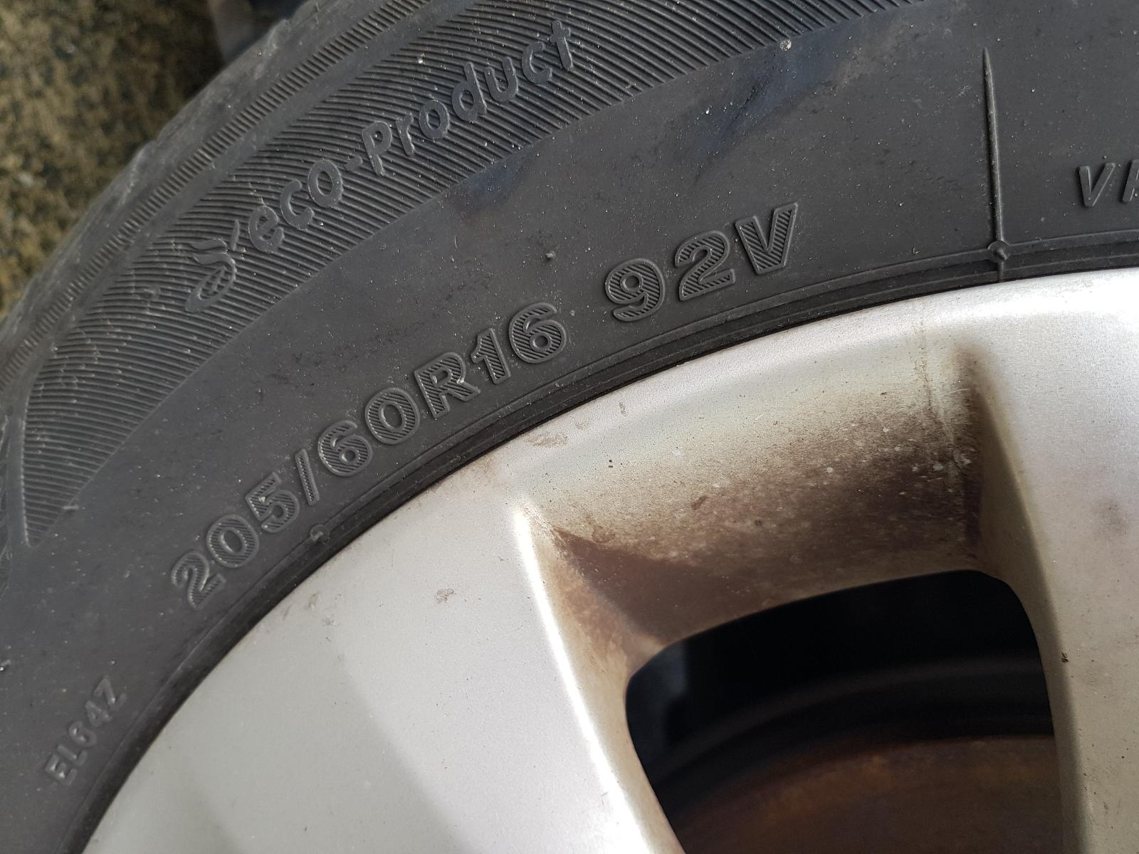 Holden Cruze - 2009-Present