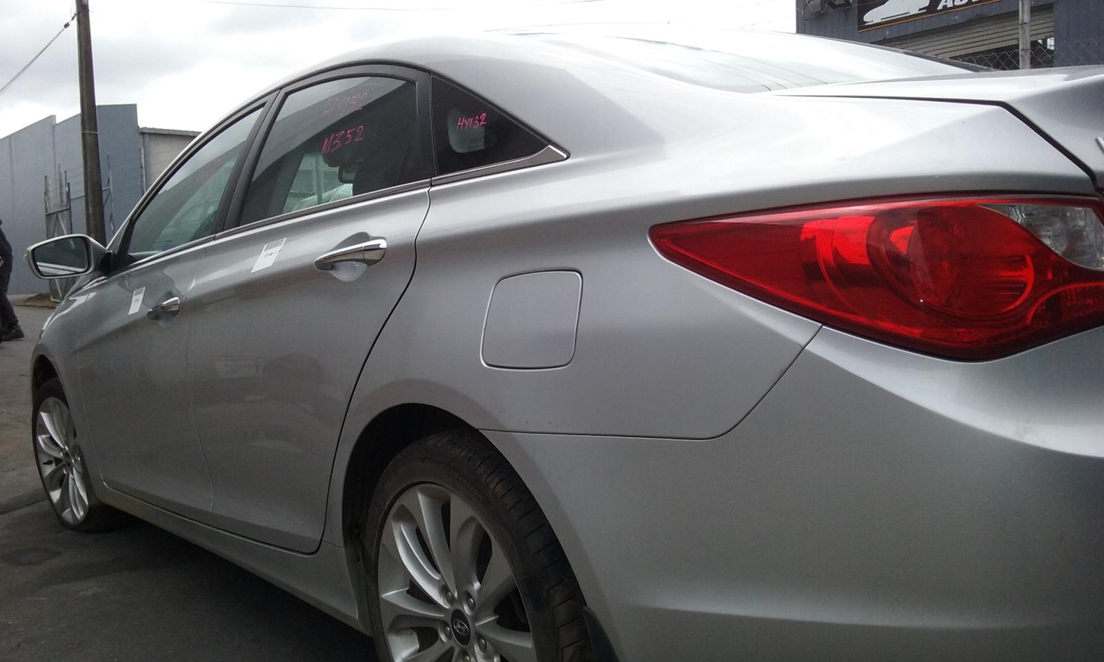 Hyundai i45 - 2010-2013