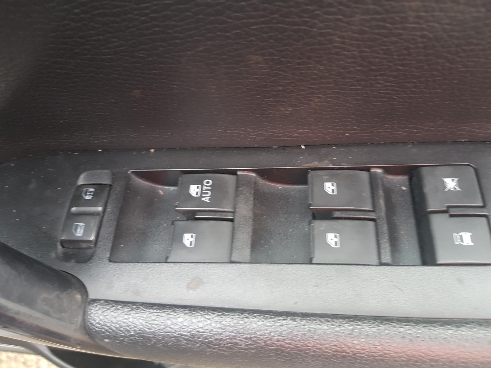 Holden Captiva - Captiva 7 2011-Present