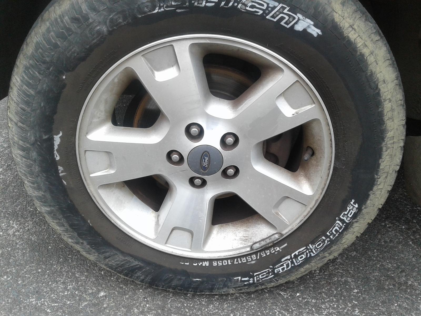 Ford Explorer - UT 2001-2005