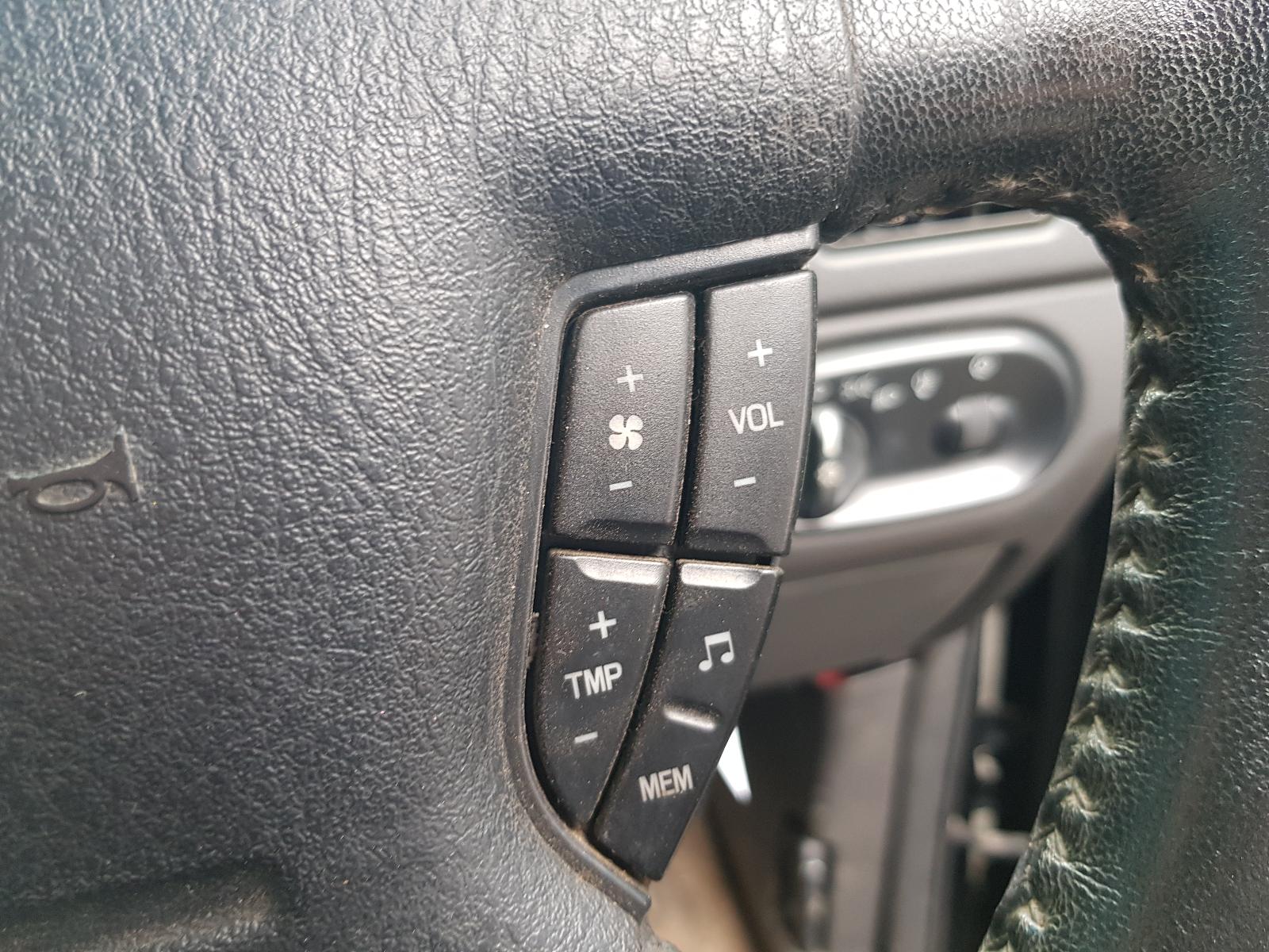 Ford Explorer - UT 2005-2007