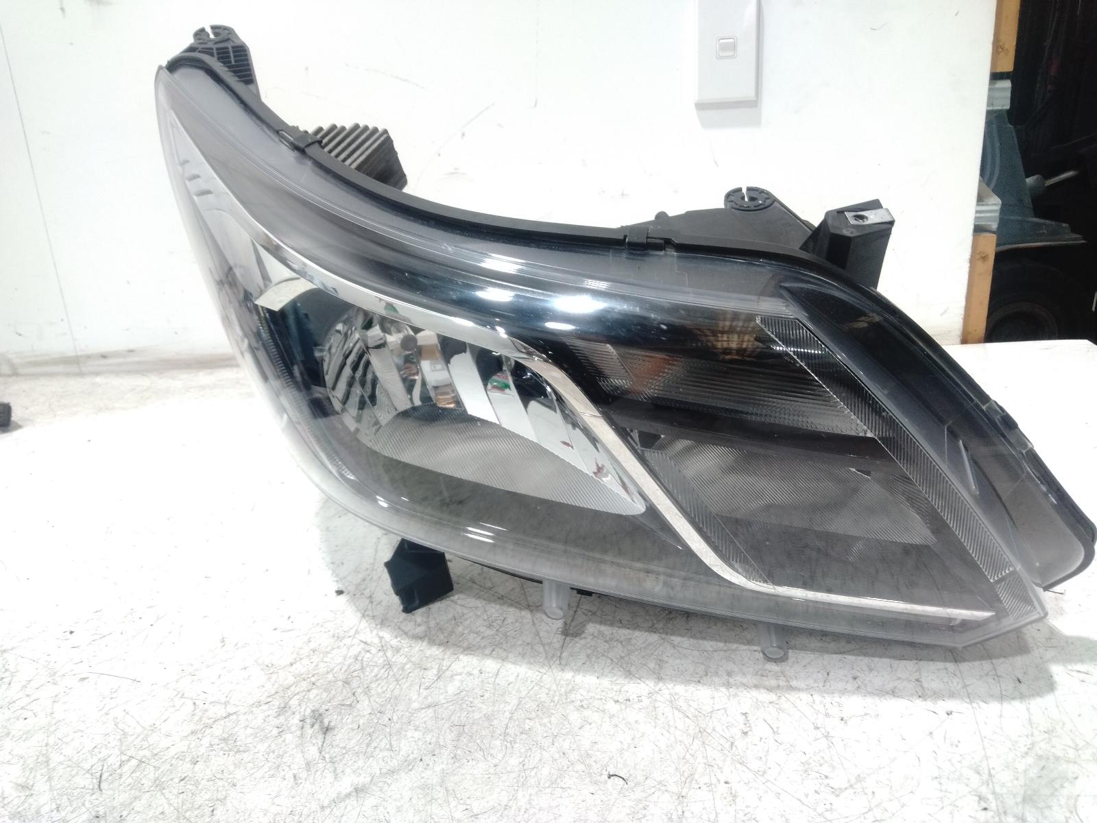 Right_Headlamp