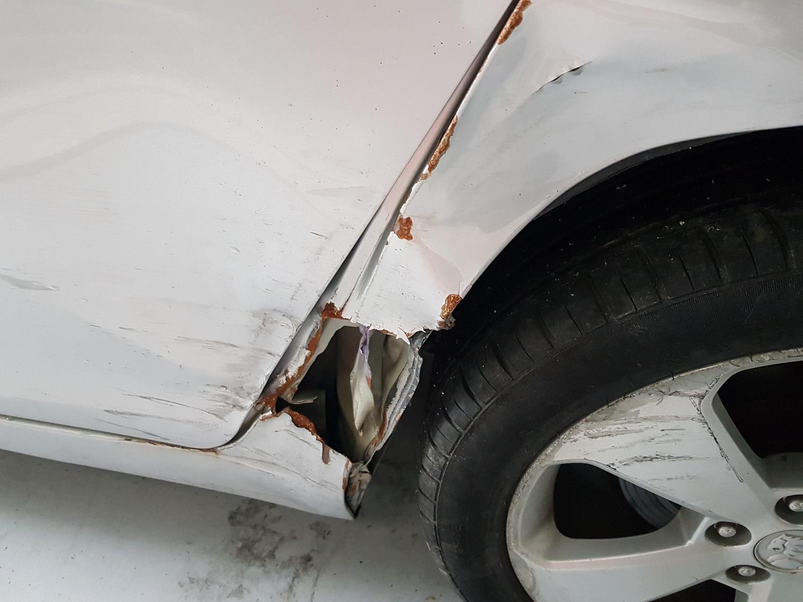 Holden Cruze - 2009-Present