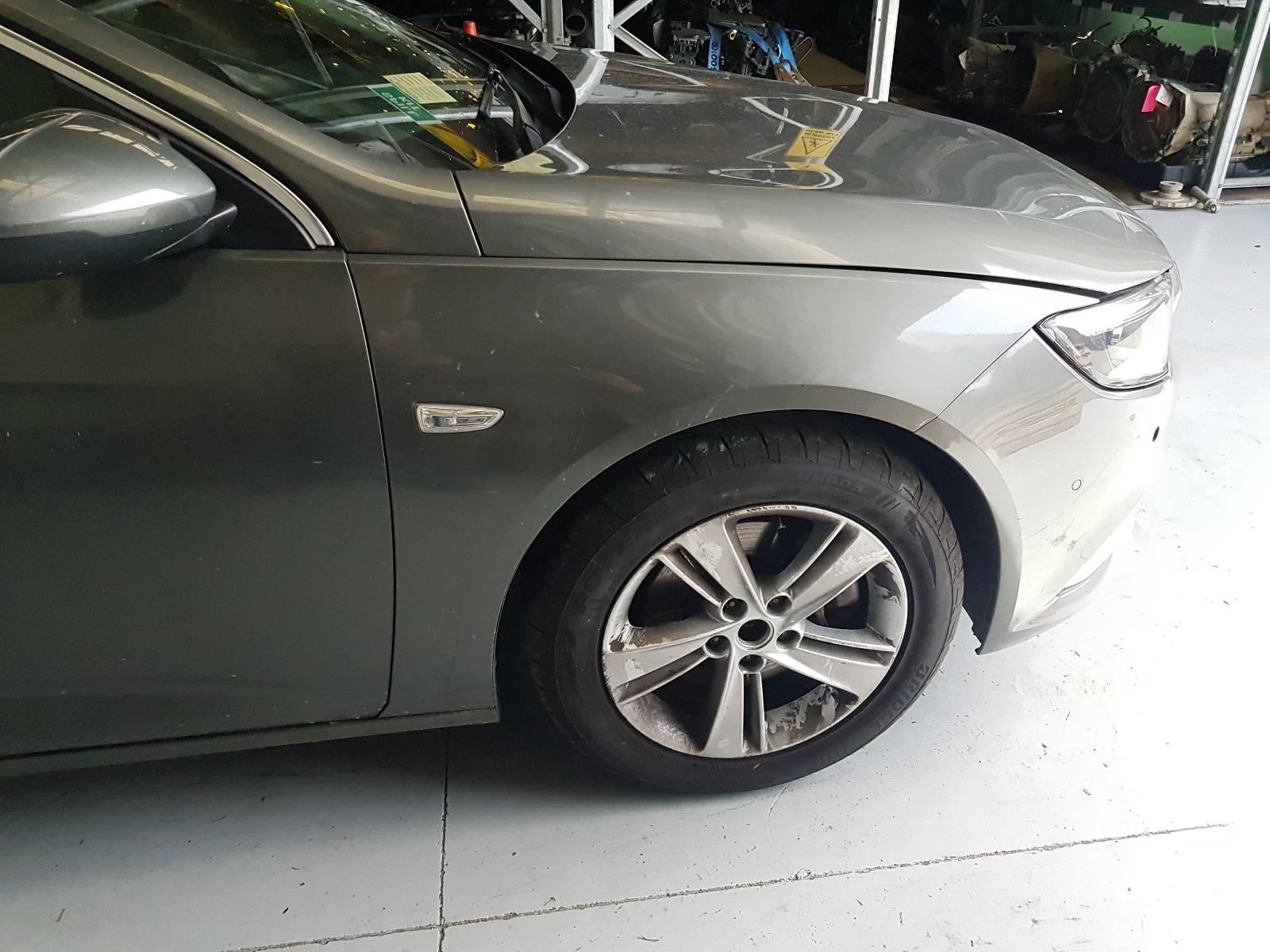 Holden Commodore - Other