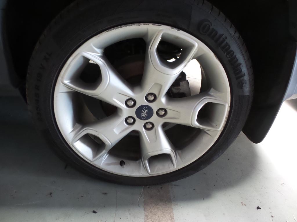 Ford Kuga - TF 2013-Present