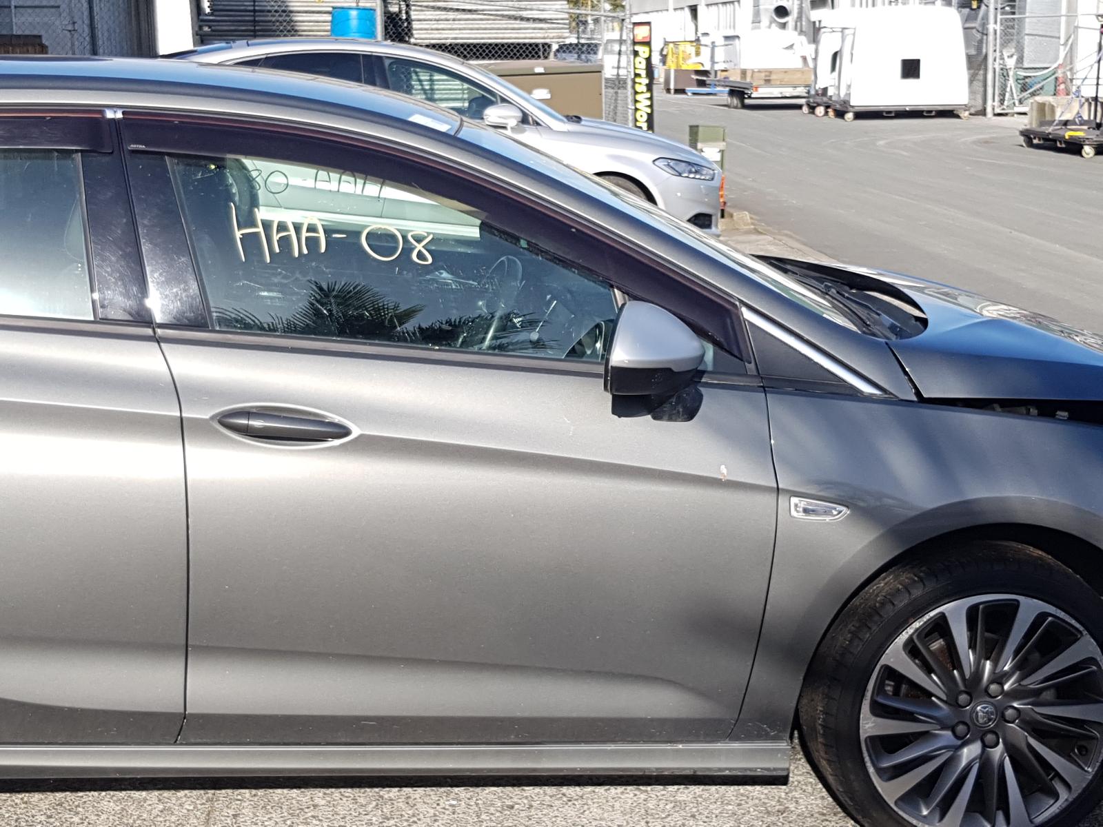 Holden Astra - J 2009-Present
