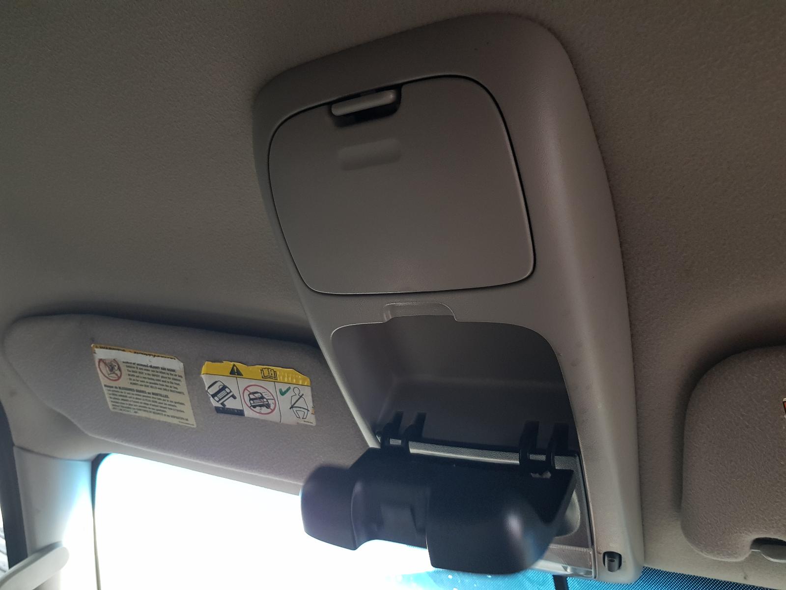 Ford Explorer - UT 2001-2005