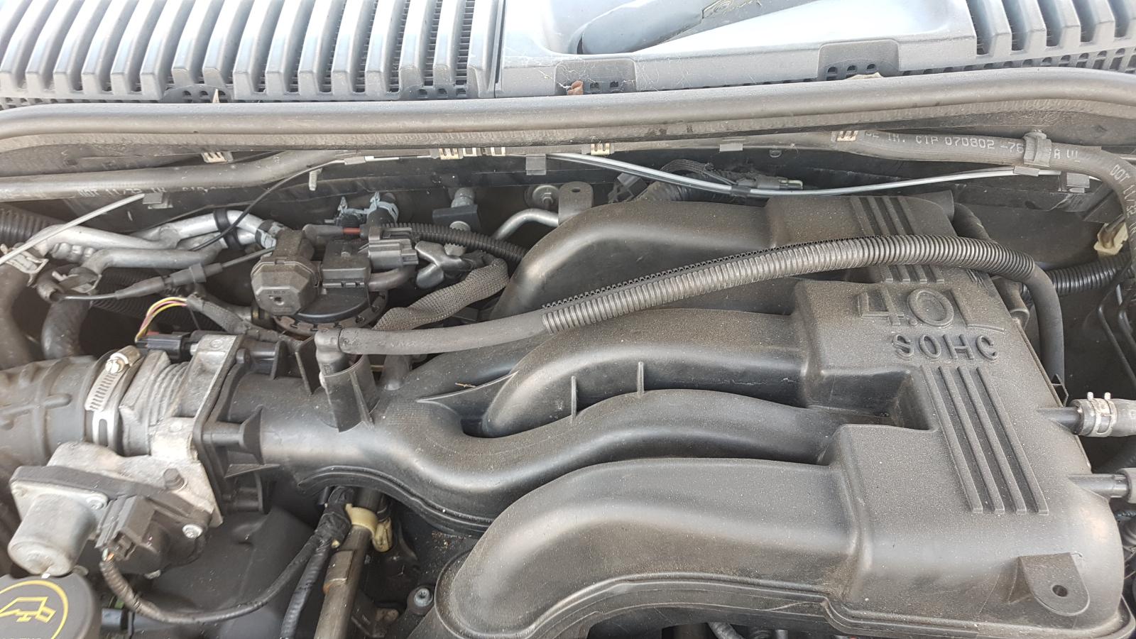 Ford Explorer - UT 2001-2005