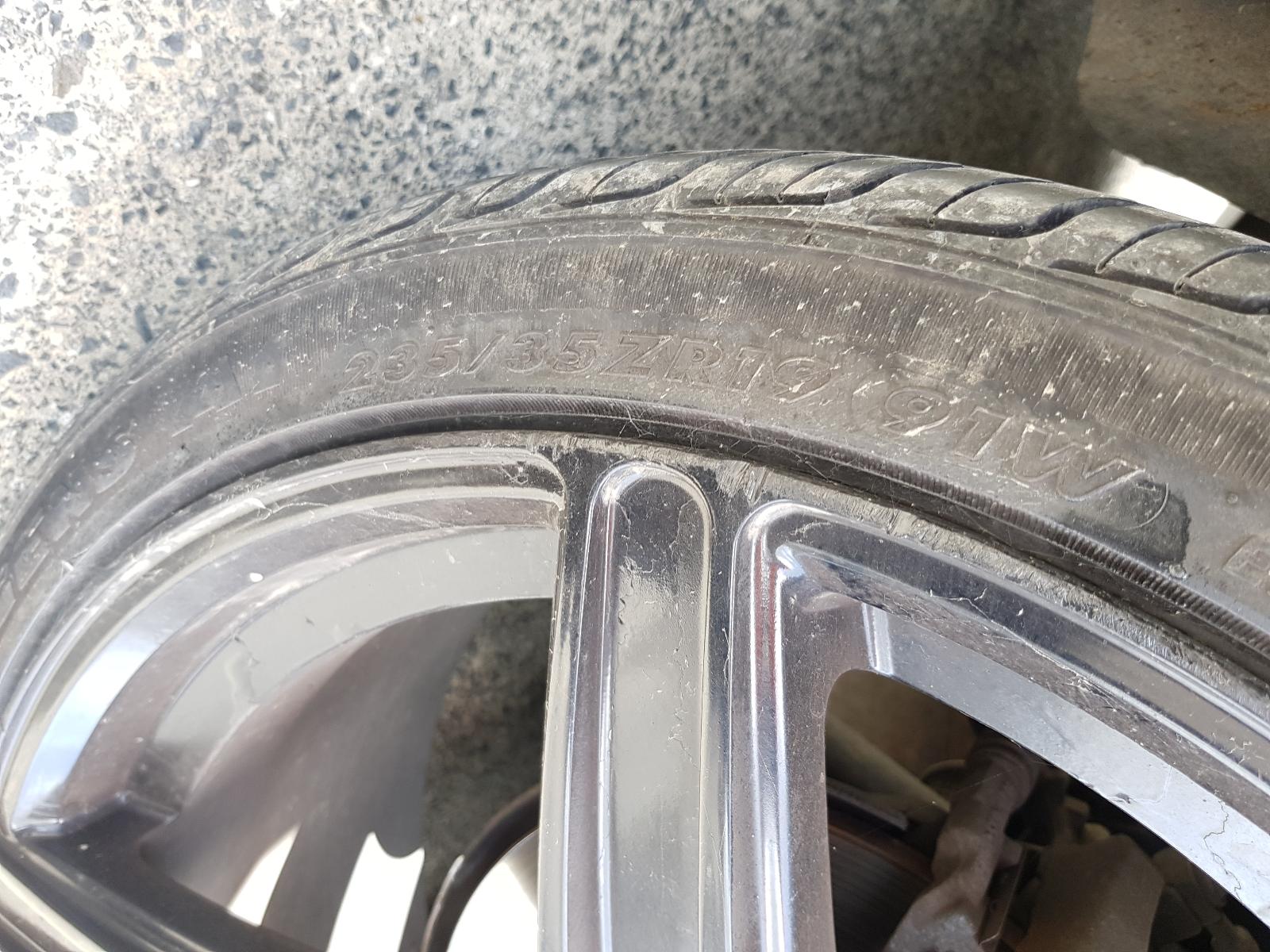 Holden Cruze - 2009-Present