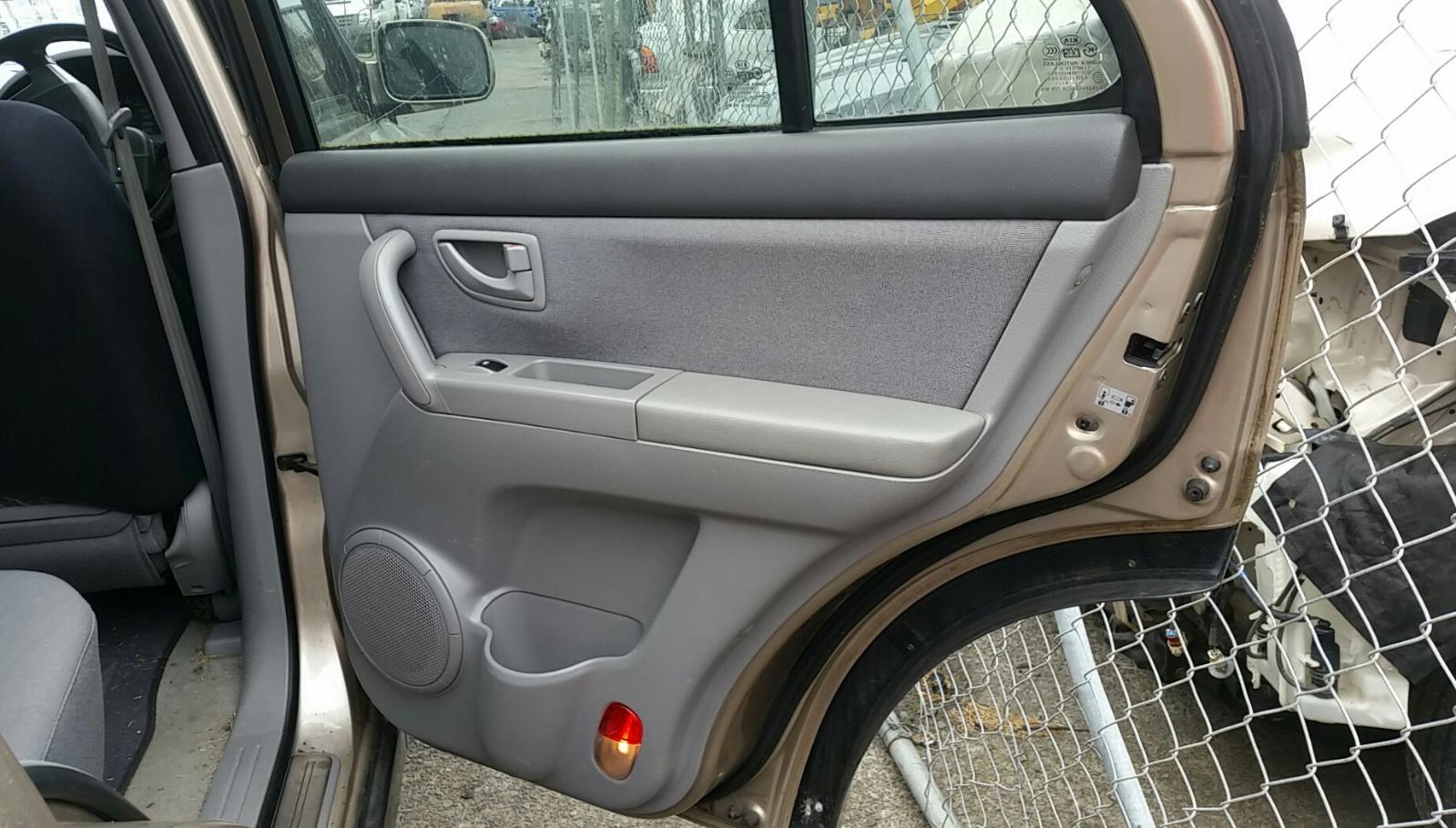 KIA Sorento - 1st Gen 2002-2009