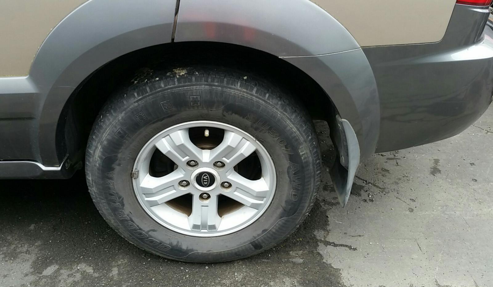 KIA Sorento - 1st Gen 2002-2009