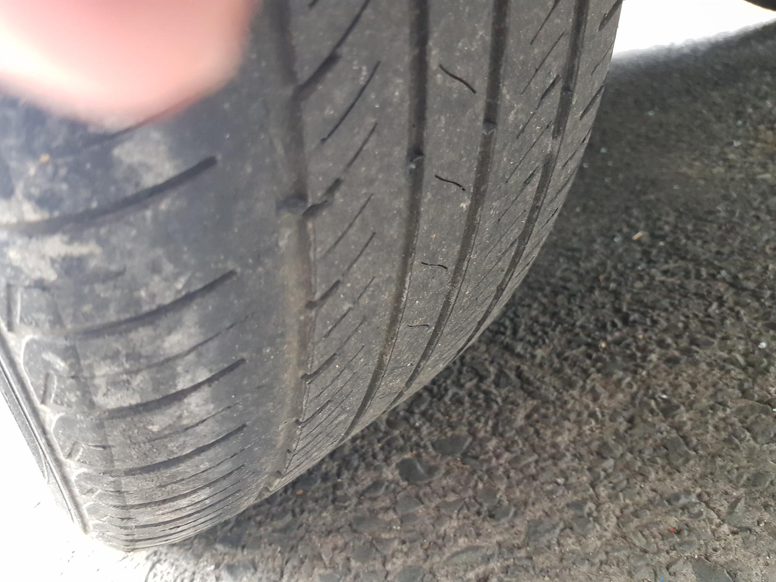 Holden Cruze - 2009-Present