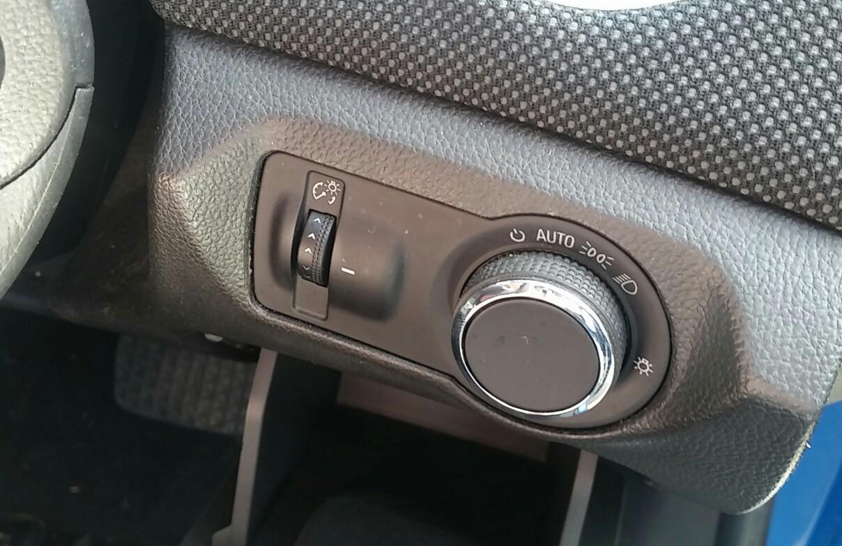 Holden Cruze - 2009-Present