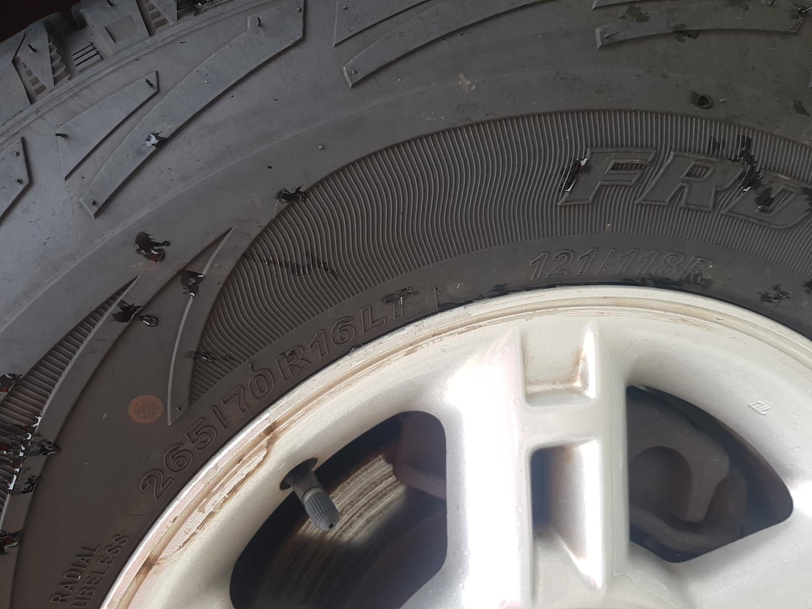 Ford Explorer - UT 2001-2005